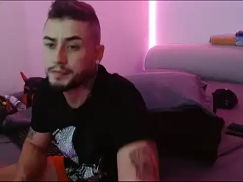 miia-liiam online show from 01/11/25, 06:56