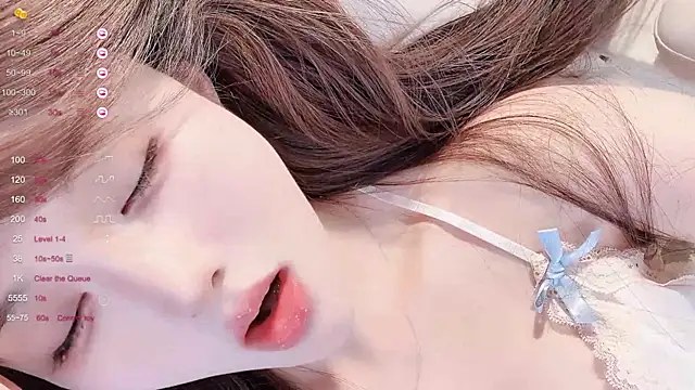 Snapshot of Irene--- chatting on 05/04/26, 08:10 Irene--- online show from 05/04/26, 08:10