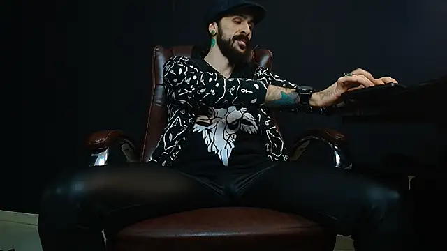 AxelColton online show from 01/24/25, 08:02