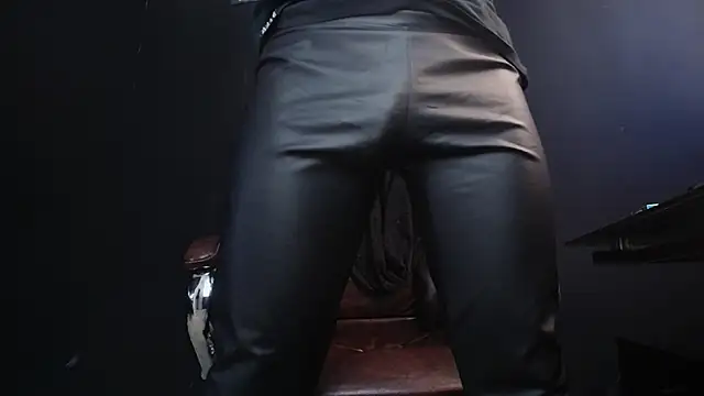 AxelColton online show from 02/23/25, 09:00