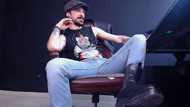 AxelColton online show from 10/18/25, 10:27