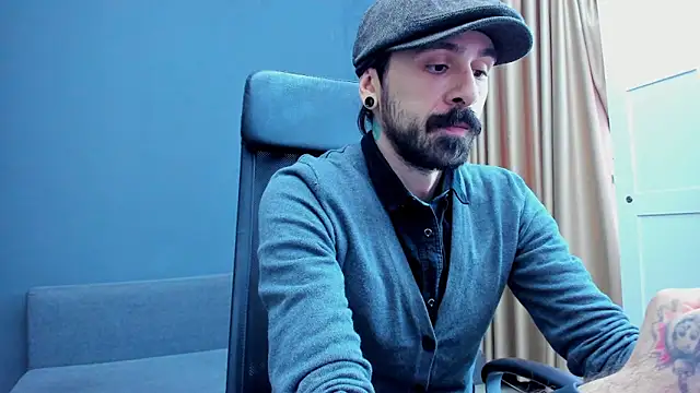 AxelColton online show from 12/21/25, 11:39