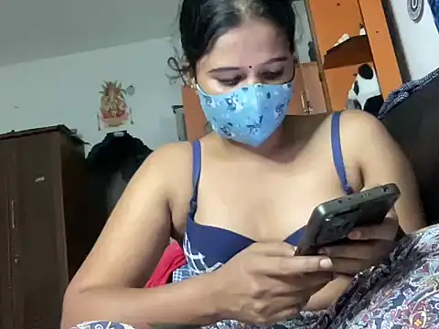 Tamil Sanjana  online show from 11/10/25, 05:34