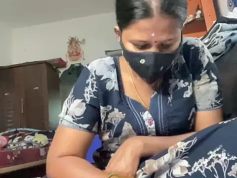 Tamil Sanjana  online show from 11/28/25, 10:40