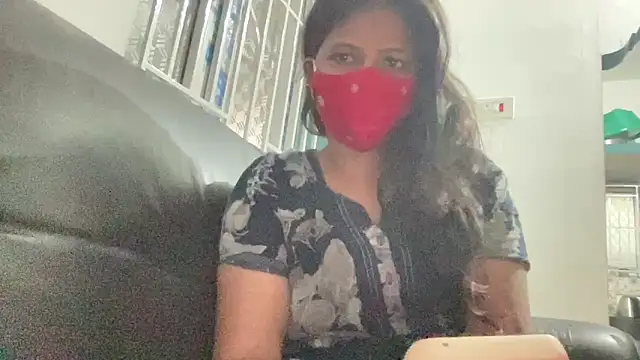 Tamil Sanjana  online show from 02/03/26, 01:26