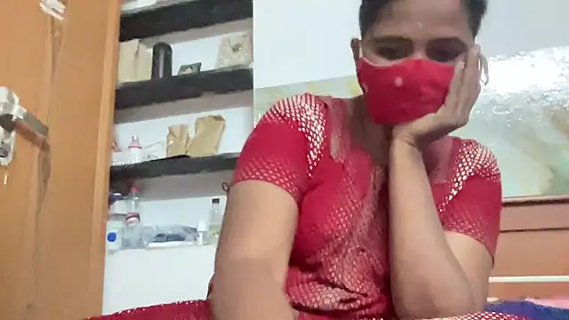 Tamil Sanjana  online show from 02/05/26, 02:22