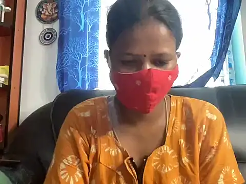 Snapshot of Tamil_Sanjana_ chatting on 04/30/26, 02:40 Tamil Sanjana online show from 04/30/26, 02:40