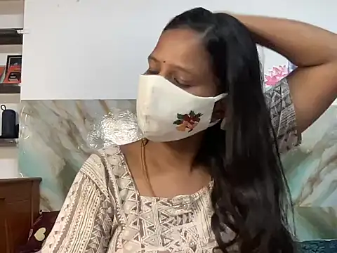 Snapshot of Tamil_Sanjana_ chatting on 05/17/26, 04:58 Tamil Sanjana online show from 05/17/26, 04:58