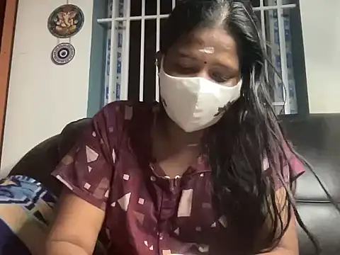 Snapshot of Tamil_Sanjana_ chatting on 05/23/26, 04:44 Tamil Sanjana online show from 05/23/26, 04:44