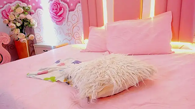 Lily Martinez online show from 01/19/25, 05:37