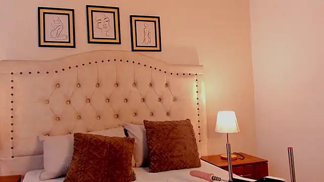 ashly  ms online show from 10/02/25, 06:59