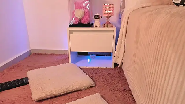 Alissonroses online show from 11/28/25, 08:55