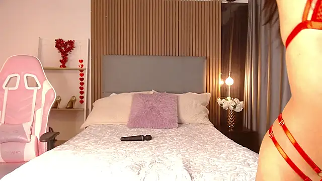 Sienna Blake  online show from 10/04/25, 03:21