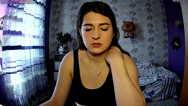 Snapshot of Sofiy_a chatting on 05/16/26, 09:28 Sofiy a online show from 05/16/26, 09:28