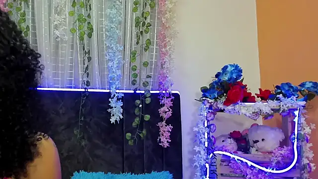 CintiaWalker online show from 11/12/25, 12:27