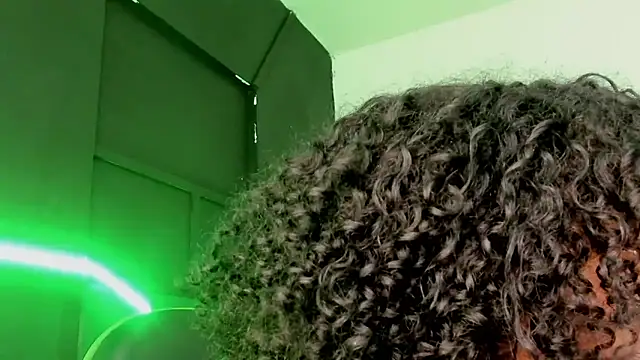 CintiaWalker online show from 04/11/26, 12:42