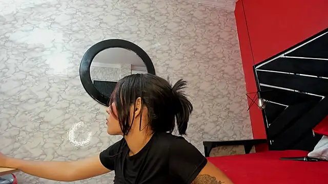 Snapshot of SEXY_HOTTIE__ chatting on 01/20/25, 03:50 SEXY HOTTIE online show from 01/20/25, 03:50