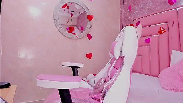 Snapshot of SEXY_HOTTIE__ chatting on 02/25/25, 03:49 SEXY HOTTIE online show from 02/25/25, 03:49