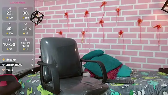 dani-lue online show from 02/16/25, 03:27