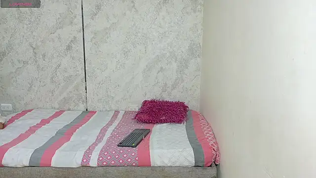 dani-lue online show from 06/28/26, 12:44