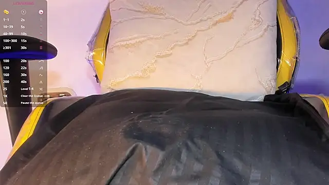 JhonyMiller  online show from 04/12/26, 08:52