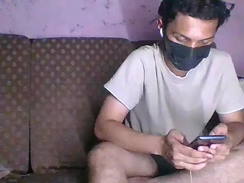 Snapshot of king_dick_0 chatting on 02/01/26, 10:25 king dick 0 online show from 02/01/26, 10:25