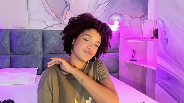 loladupont online show from 03/06/25, 05:54