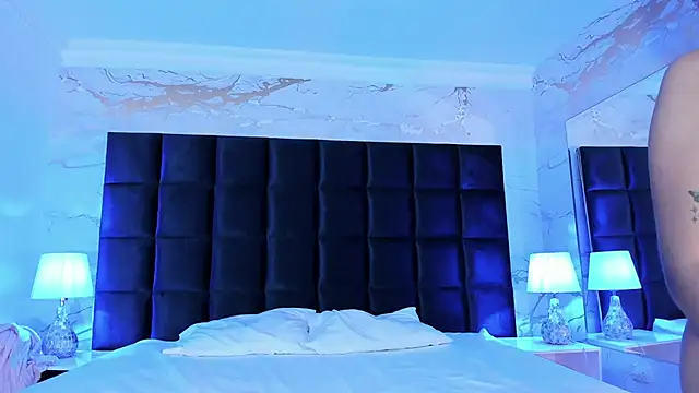 loladupont online show from 02/24/26, 03:04