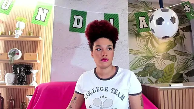 loladupont online show from 06/15/26, 03:09