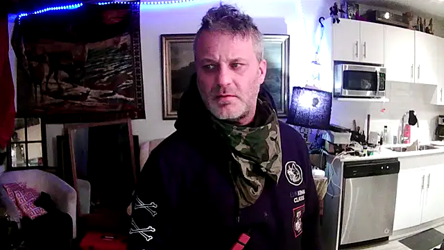 SilverandFox online show from 01/27/25, 06:19