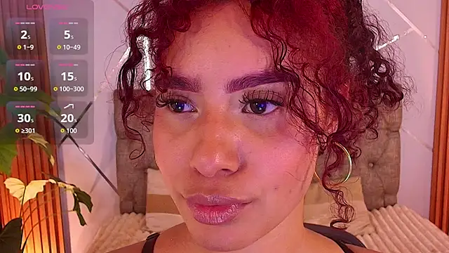 charlottee white online show from 03/21/26, 09:29