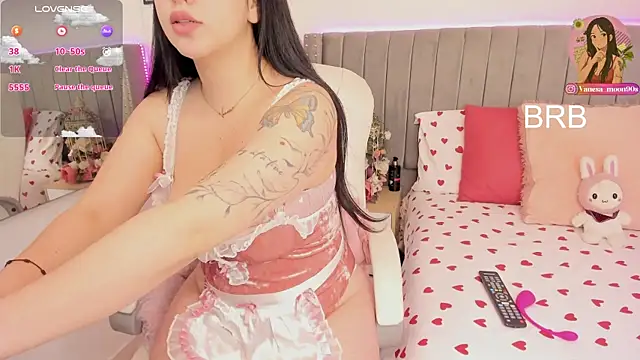 vanesa moon   online show from 07/04/26, 12:17