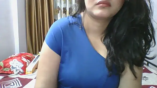 Riya Stream01 online show from 05/02/26, 06:57