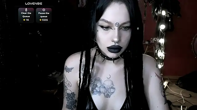 Snapshot of alexx_succubus chatting on 06/12/26, 07:40 alexx succubus online show from 06/12/26, 07:40