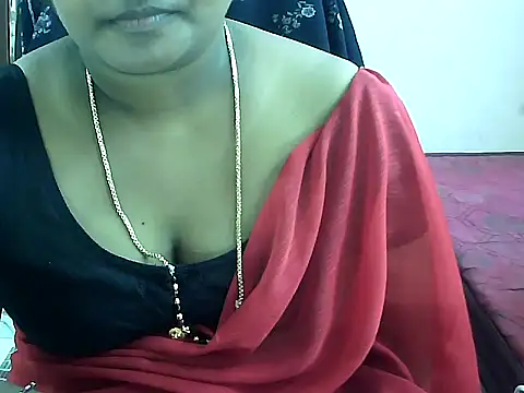 Snapshot of telugu_indhu_0001 chatting on 06/12/26, 06:12 telugu indhu 0001 online show from 06/12/26, 06:12