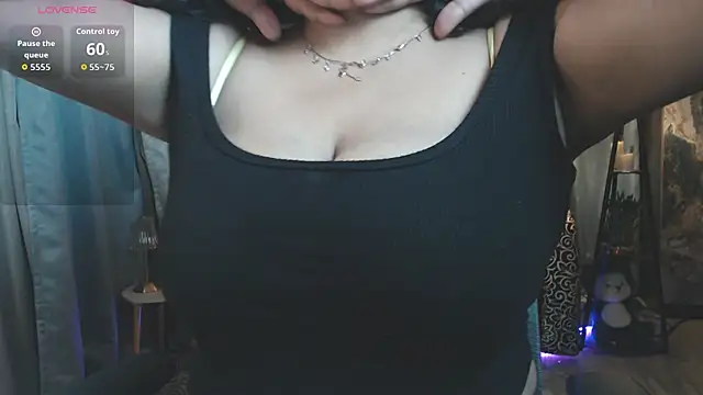 hot menka online show from 06/27/26, 07:08