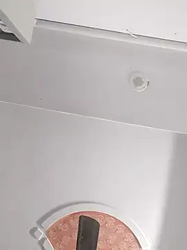 dannyD06969 online show from 12/22/24, 10:47