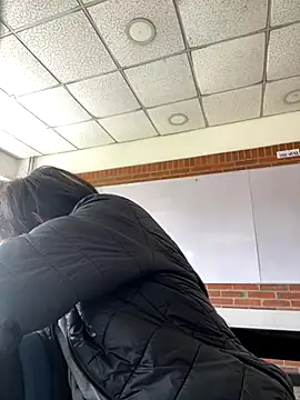 Rosita forever  online show from 10/31/25, 04:19