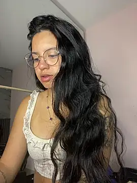 Rosita forever  online show from 02/23/26, 02:25