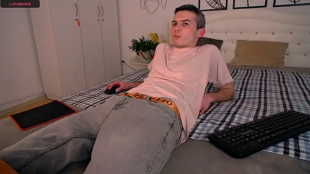 Devin Jay online show from 02/04/25, 05:21