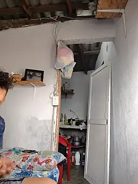 Snapshot of gatoalex89 chatting on 02/08/26, 12:41 gatoalex89 online show from 02/08/26, 12:41