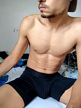 Snapshot of gatoalex89 chatting on 03/09/26, 03:16 gatoalex89 online show from 03/09/26, 03:16