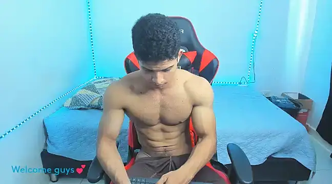 Snapshot of oliver_thompsson7 chatting on 01/15/25, 08:16 oliver thompsson7 online show from 01/15/25, 08:16