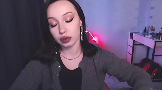 Snapshot of MoranaMissGod chatting on 01/04/25, 10:05 MoranaMissGod online show from 01/04/25, 10:05