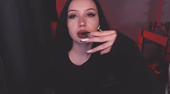 Snapshot of MoranaMissGod chatting on 02/12/25, 02:43 MoranaMissGod online show from 02/12/25, 02:43