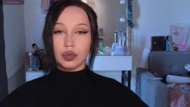 MoranaMissGod online show from 03/26/26, 01:17