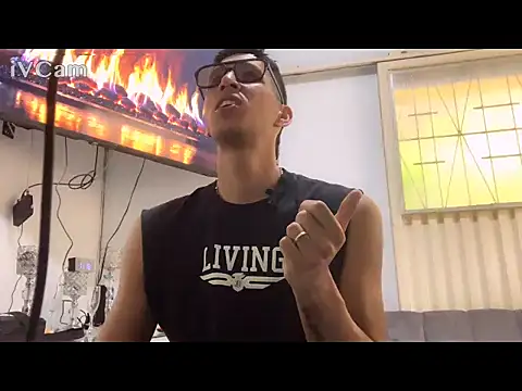 judesmith95 online show from 07/31/26, 04:17