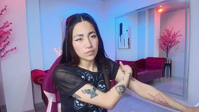 Leia queens online show from 01/07/25, 11:26