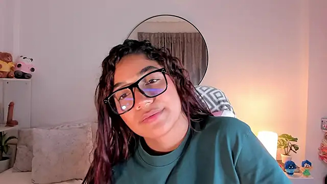 martina roldam online show from 03/18/25, 03:42