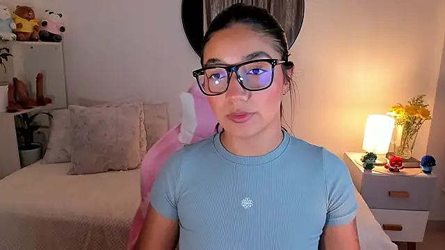 martina roldam online show from 03/23/25, 01:53